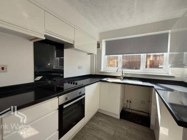 1 bed flat for sale