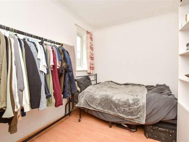 1 bed flat for sale