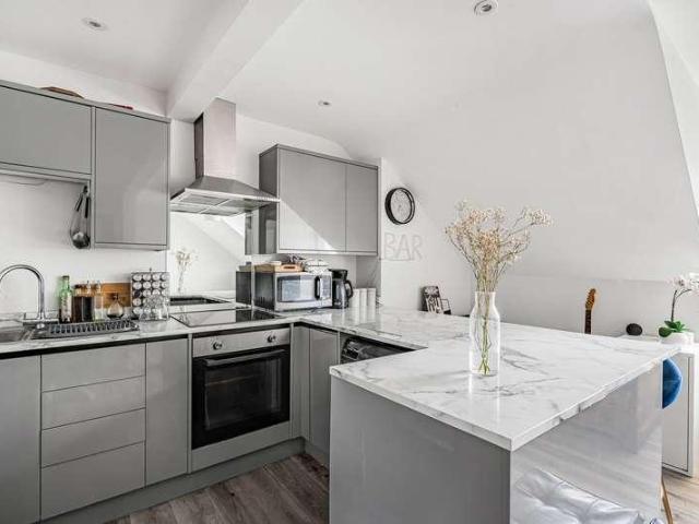 1 bed flat for sale