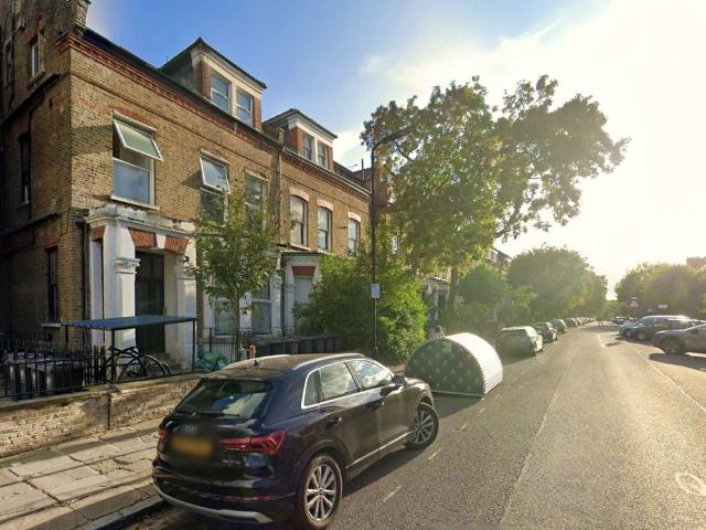 1 Bed Flat, Gloucester Drive, N4