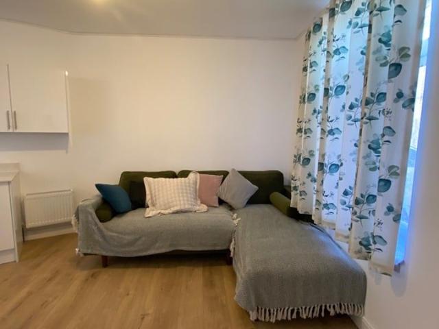 1 Bed Flat, Goodmayes Lane, IG3
