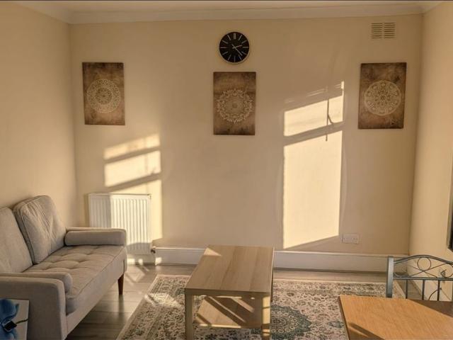 1 Bed Flat, Grange Road, IG1