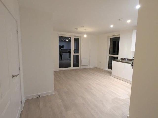 1 Bed Flat, Griffiths Close, B12