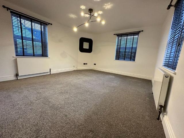 1 Bed Flat, Grosvenor Road, BS2