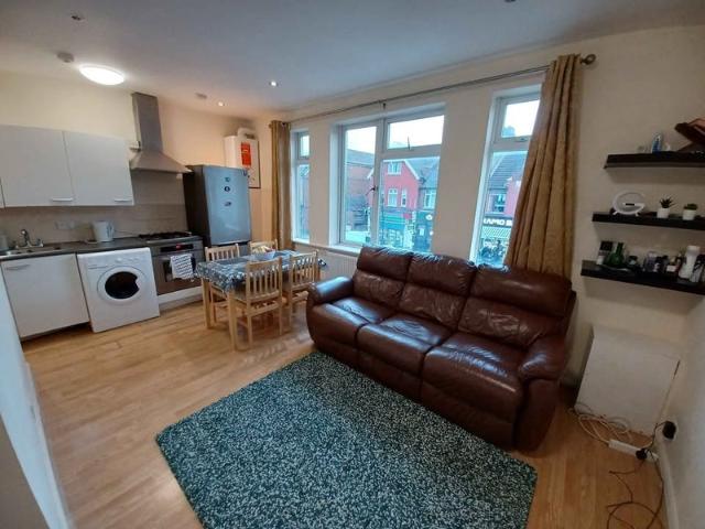 1 Bed Flat HA1 | 2 Min to Sudbury Hill Tube