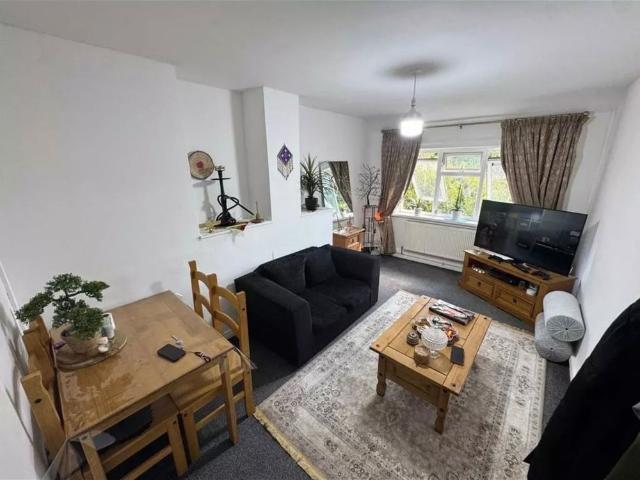 1 Bed Flat, Harborne Lane, B17