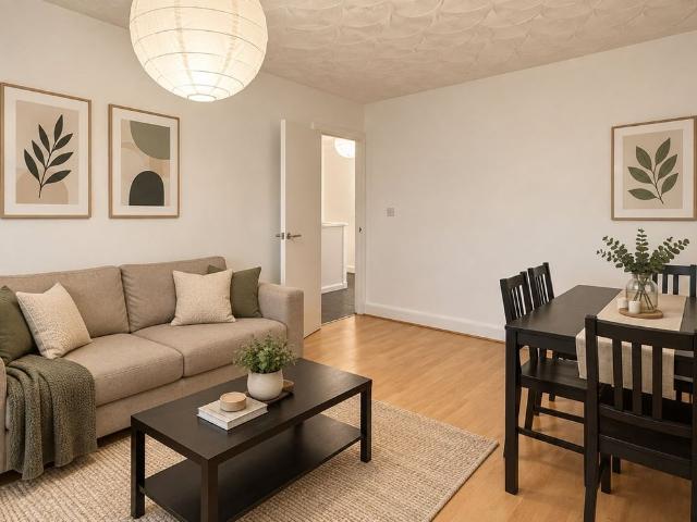 1 Bed Flat, Heath Road, TW3