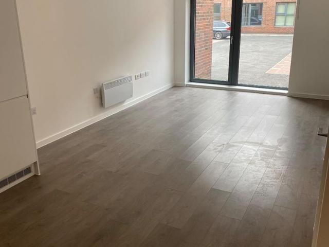 1 Bed Flat, Hindle House, NG2