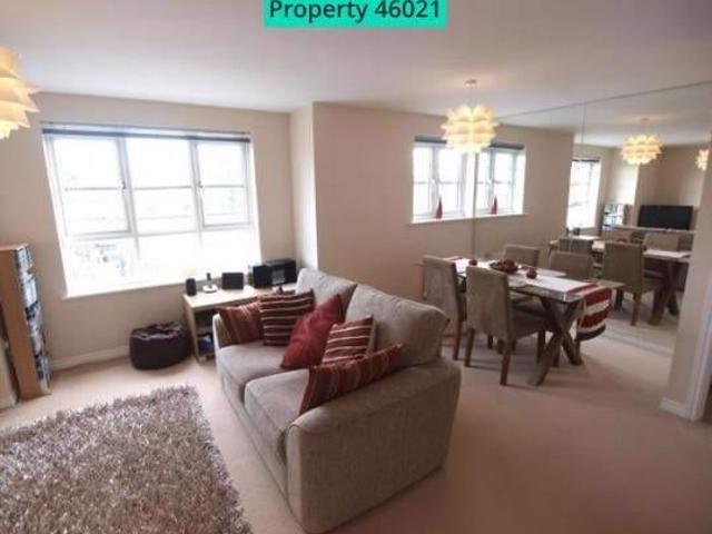 1 Bed Flat, Holmes Court, CH42