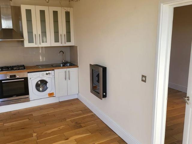 1 bed Flat in 108 Cromwell Road St. Andrews, Bristol, BS6 5EZ