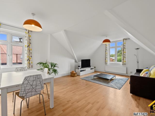 1 bed Flat in 11 Harewood Road, South Croydon, CR2 7AT