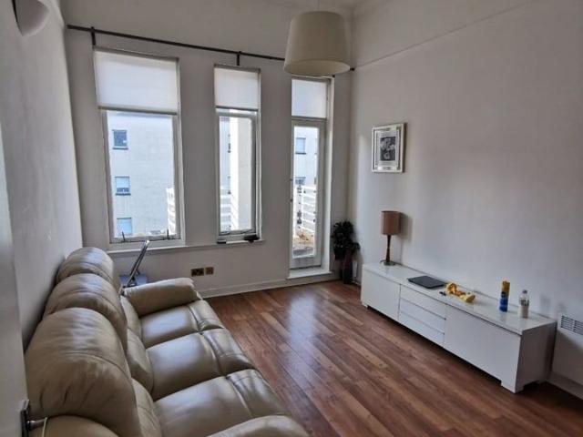 1 Bed Flat, Ingram Street, G1