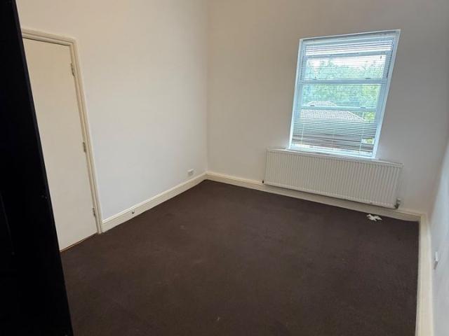 1 Bed Flat, Penge Road, SE25