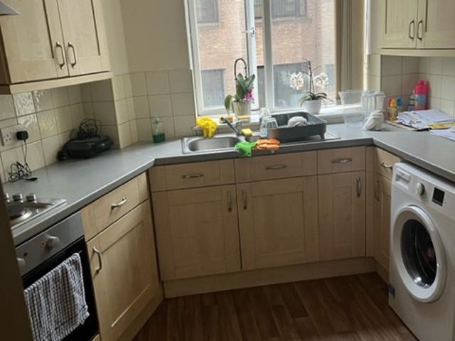 1 Bed Flat Prestige Court Luton LU1 Eco Lets