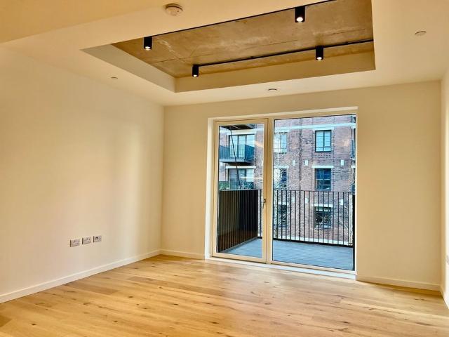 1 Bed Flat, Prinsep House, E14