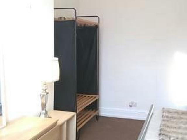 1 Bed Flat, Priory Road, S7