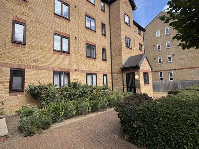 1 Bed Flat, Ringwood Gardens, E14