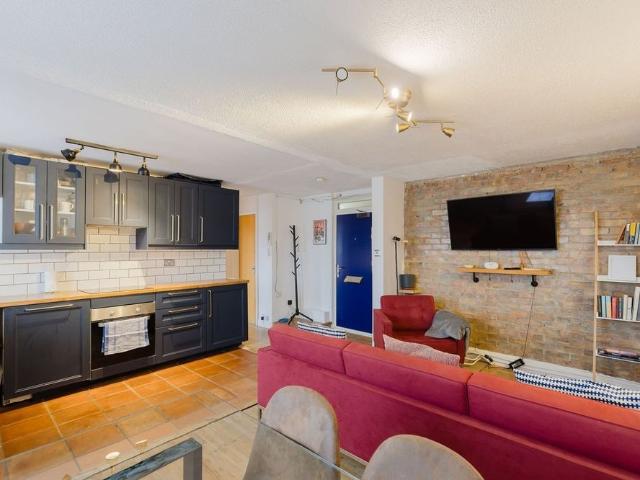 1 Bed Flat, Roslin House, E1W