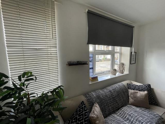1 Bed Flat, Staple Hill, BS16