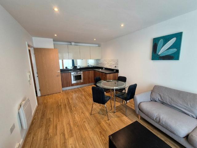 1 Bed Flat, Schrier Ropeworks, IG11