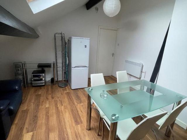 1 Bed Flat, Selby Road, LS15