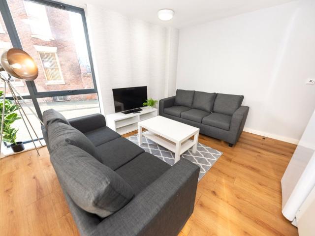 1 bed flat share to let in Liverpool
