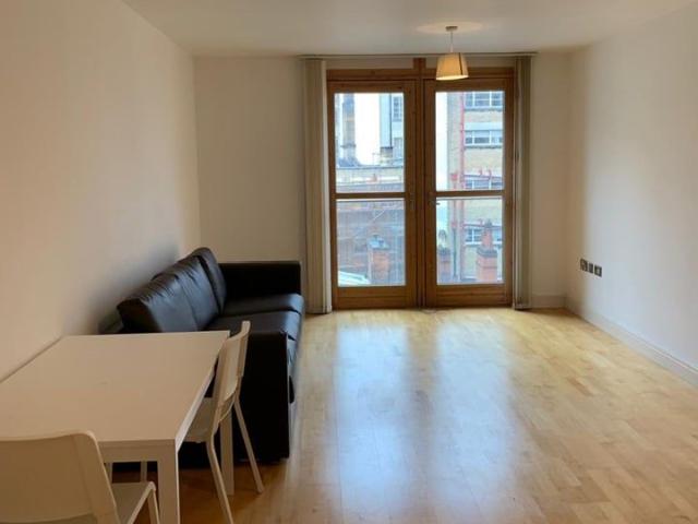 1 Bed Flat, Temple House, B2