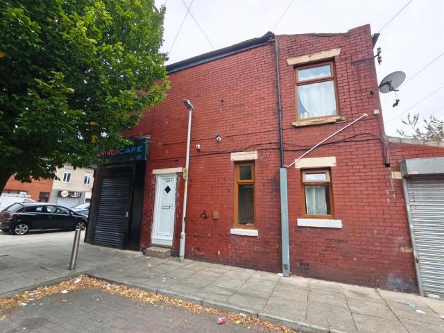 1 Bed Flat to Let on New Hall Lane. 1 bed flat to rent £595 pcm £137 pw