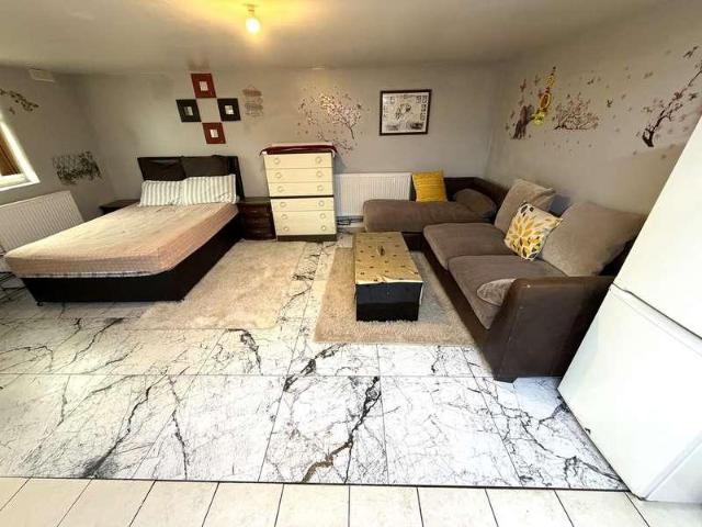 1 bed flat to rent