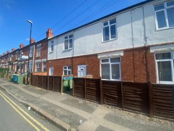 1 BED Flat To rent