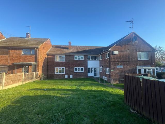 1 bed flat to rent in cavell walk, stevenage, sg2