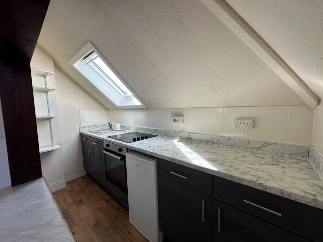 1 bed flat to rent in Cecil Road, Bournemouth, BH5