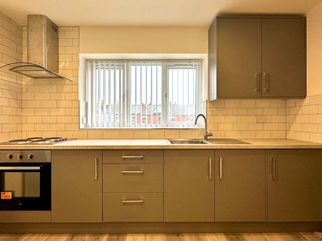 1 bed flat to rent in Albany Road, Earlsdon, CV5