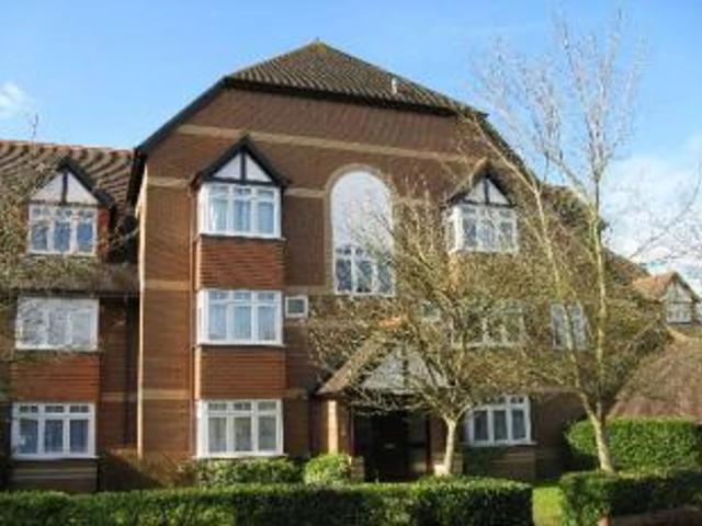 1 bed flat to rent in Devonshire Road, Sutton, SM2