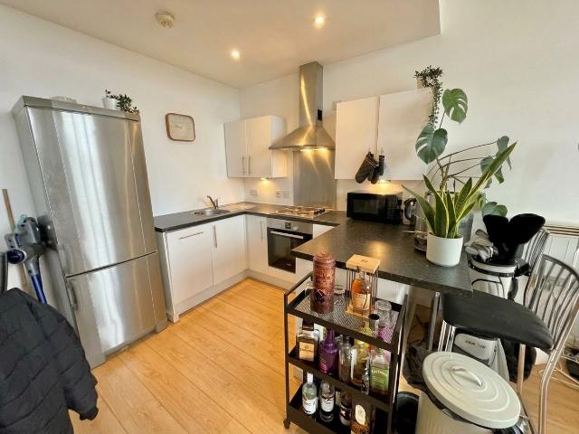 1 bed flat to rent in Houldsworth Street, Reddish, SK5