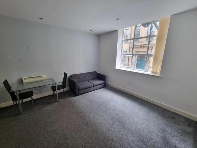 1 bed flat to rent in Hick Street, Little Germany, BD1