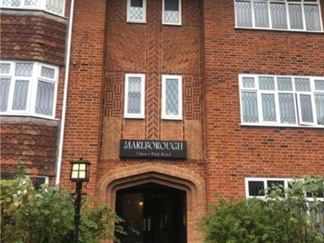 1 bed flat to rent in Inner Park Road, Marlborough, SW19