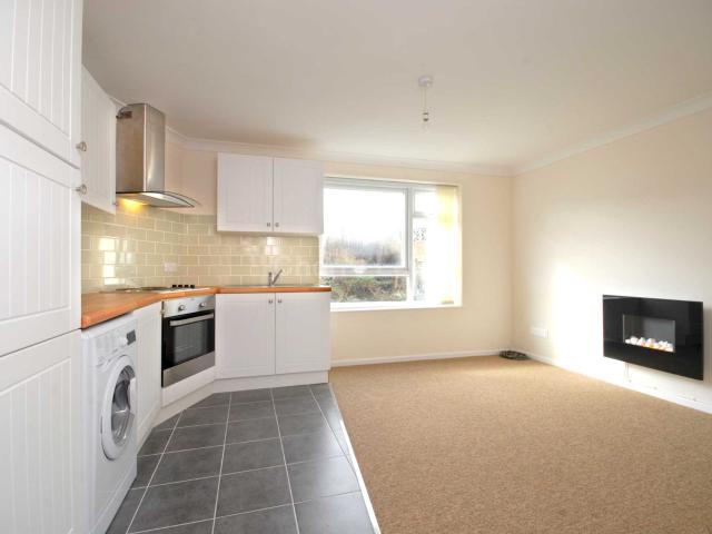 1 bed flat to rent in Mewburn Road, Banbury, OX16