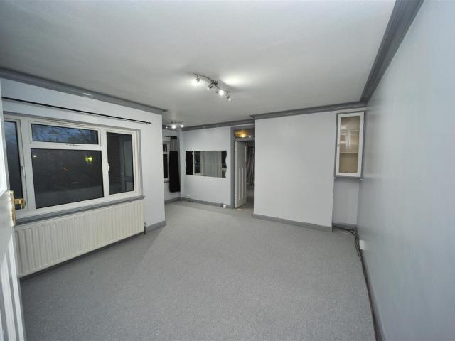 1 bed flat to rent in North End Road, Wembley | Daniels Estate Agents