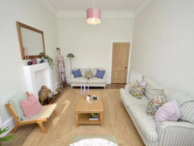 1 bed flat to rent in Newlands Road, Glasgow, G44