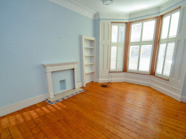 1 bed flat to rent in Waverley Gardens, Glasgow, G41