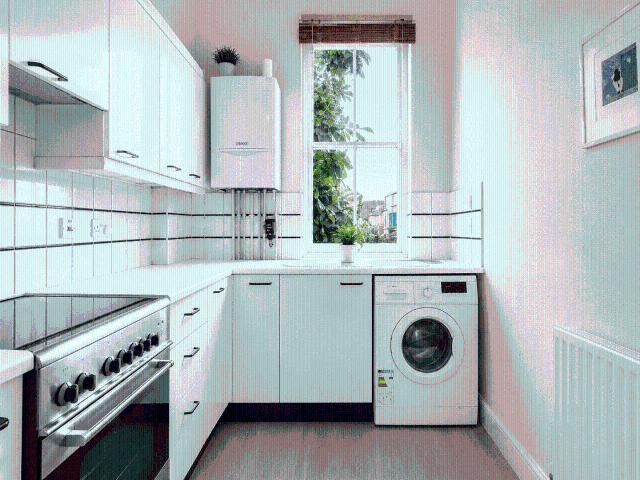 2 bed flat to rent Milton Road, Hanwell W7