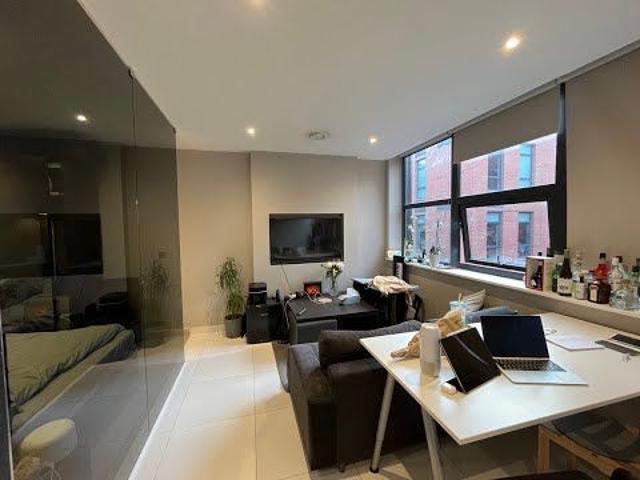 1 Bed Flat, Trafalgar House, LS1