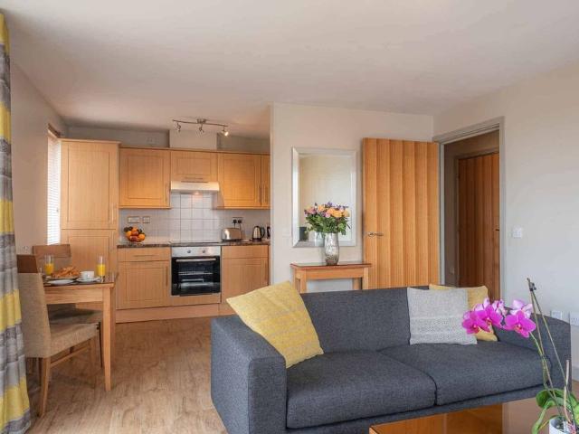 1 Bed Flat, Upper Dean Street, B5