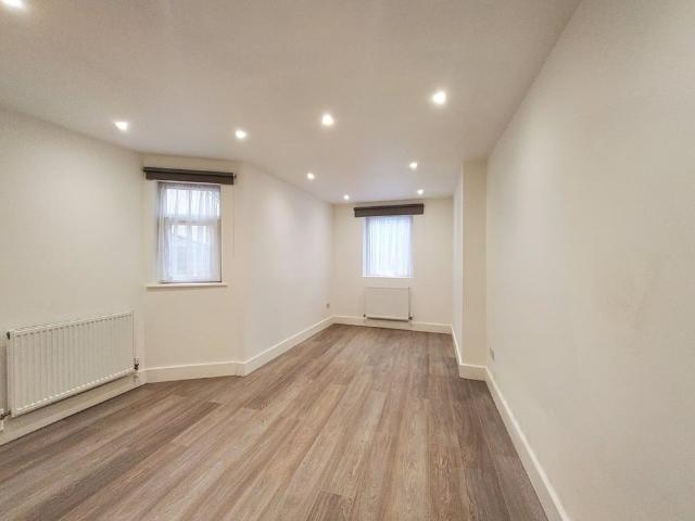 1 Bed Flat, Ventnor Terrace, N15