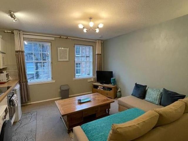 1 Bed Flat, Websters Land, EH1