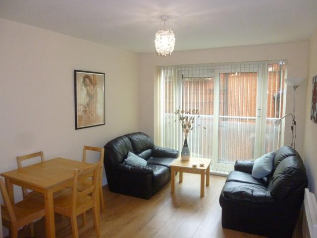 1 Bed Flat, Westside Two, B1