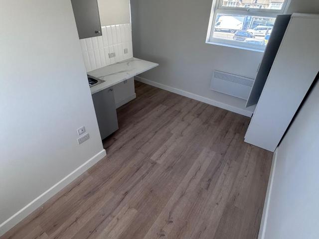1 bed house to rent in 271 Southcroft Road, London, SW16