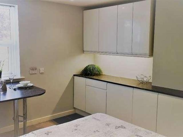 1 bed house to rent