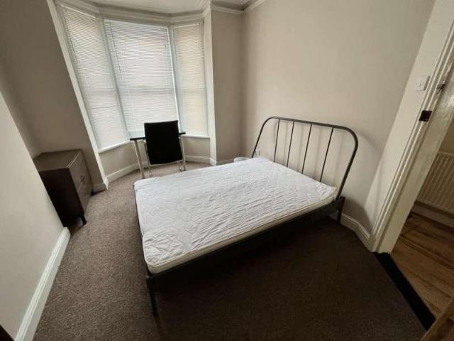 1 bed house to rent